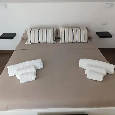 ゲストハウス Al Mare 3*